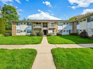 108 Arrowhead Ct #205354D27, Phillipsburg, NJ 08865