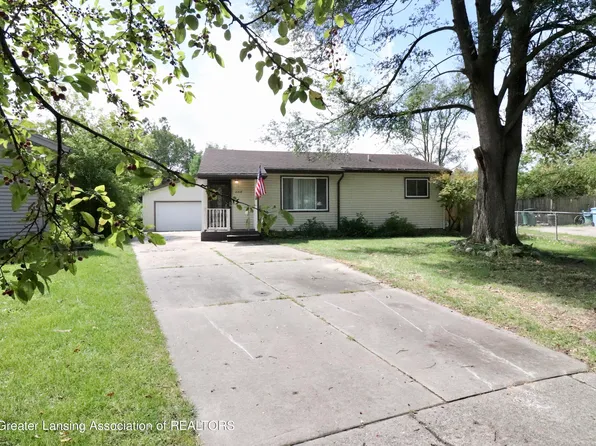 4218 Killarney Ct, Lansing, MI 48911