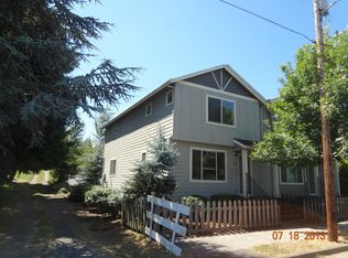 1026 W Hist Columbia River Hwy, Troutdale, OR