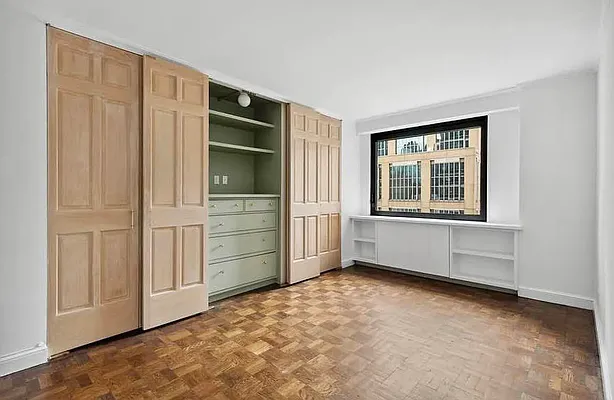 Sold by Corcoran | media 17