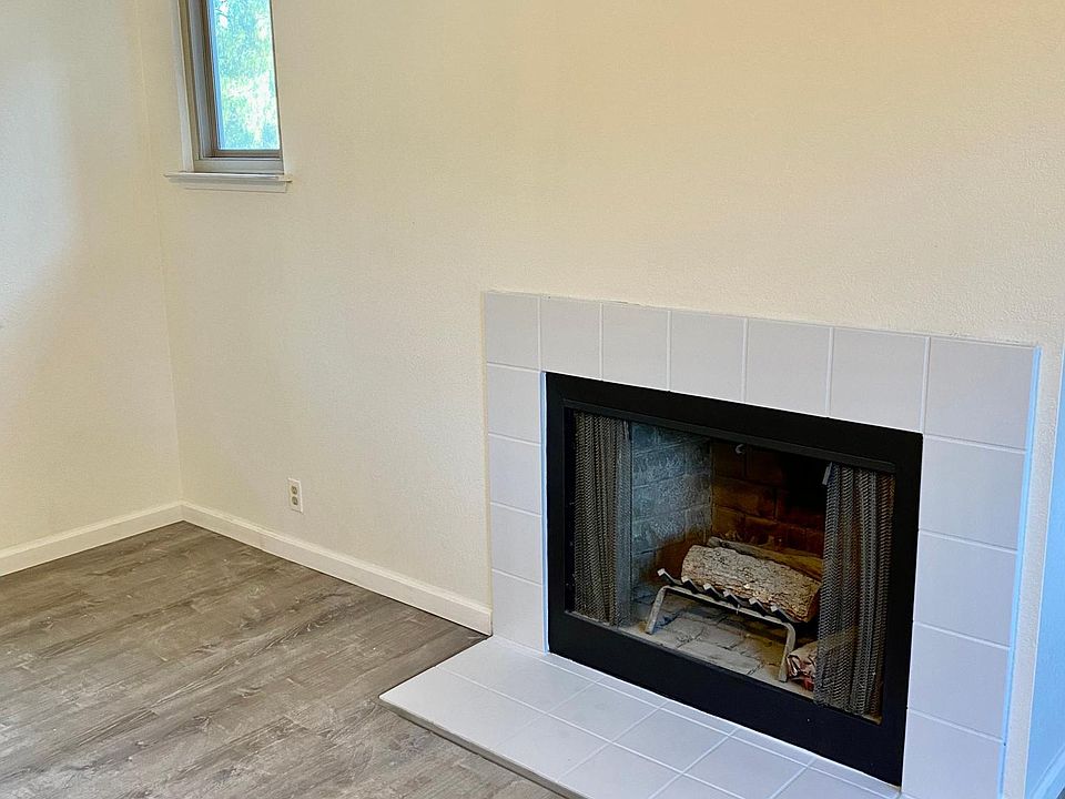 Wood Fireplace works
