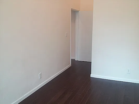 Sold by Big Apple NYC | media 20