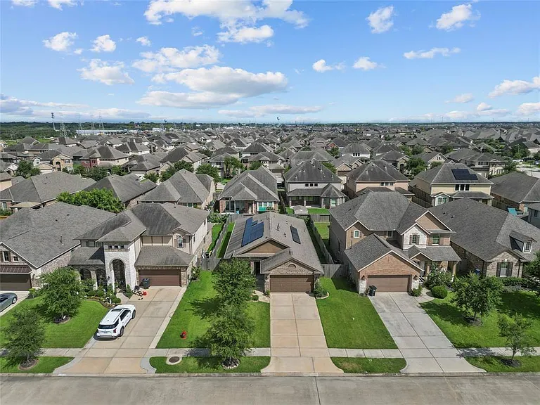 4808 Ladona Ct — Photo 33