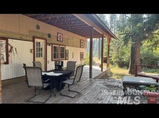 11 Lucky Cir, Garden Valley, ID 83622