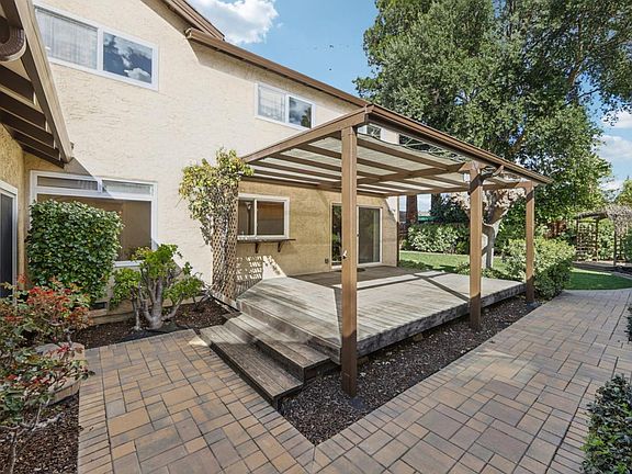 4th image of 1460 Regalo Ct