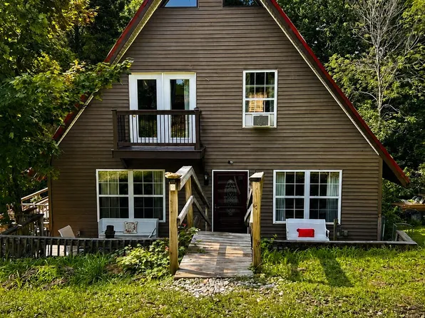 682 Garrad Rd, Tollesboro, KY 41189