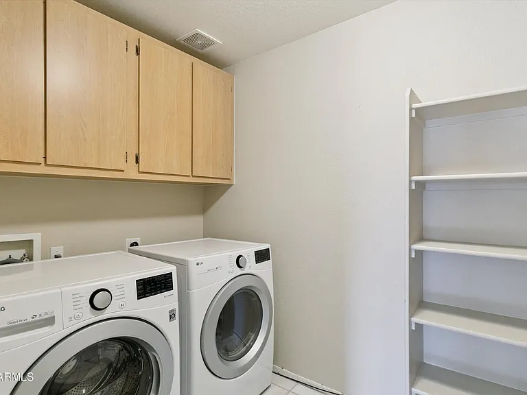 3139 W Matthew Dr — Photo 33