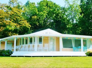 185 Clearview Hts, Ripley, WV 25271