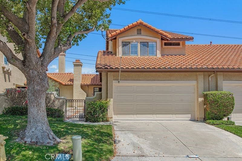 1st image of 6011 E Montefino Ln