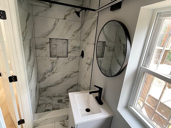 5th image of 145 Wilmington Pl SE