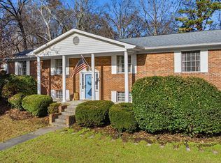 1317 Snowdon Dr, Knoxville, TN 37912