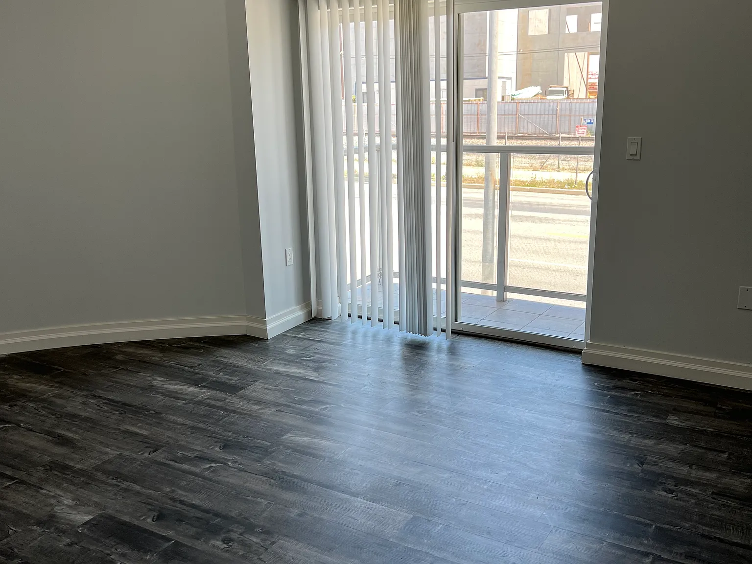 1 bed, $1,900 — Photo 2