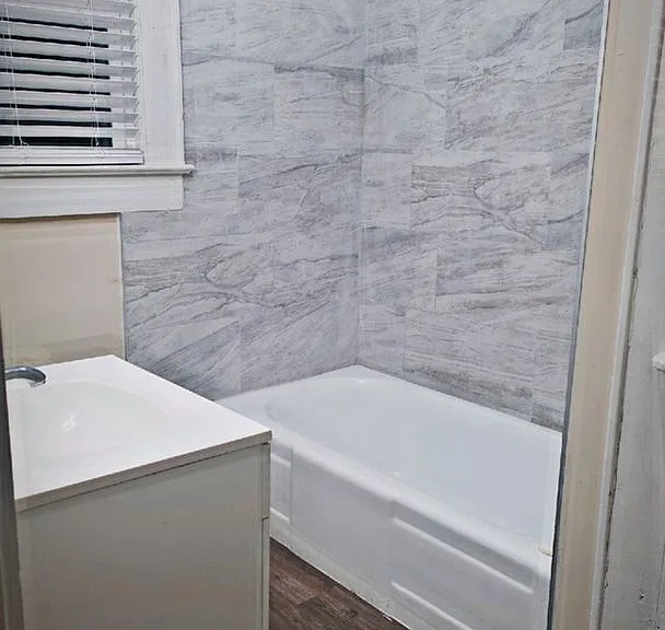 711 Marine St — Photo 16