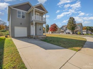 104 Lookout Point Pl, Mooresville, NC 28115