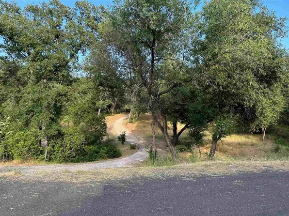 10040 N Airport Rd, Columbia, CA 95310