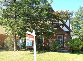 2408 166th St, Whitestone, NY 11357