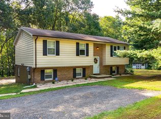 7548 Glen Albin Rd, La Plata, MD 20646