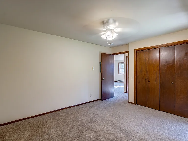 304 King St #6 — Photo 16