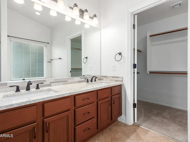 7217 W Crest Ln — Photo 19