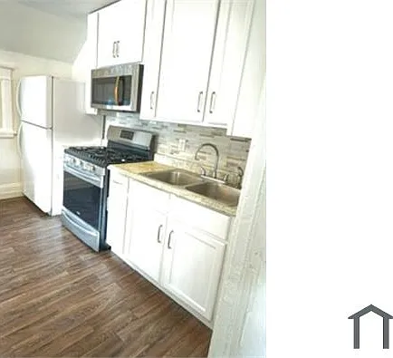 694 Virginia St #2