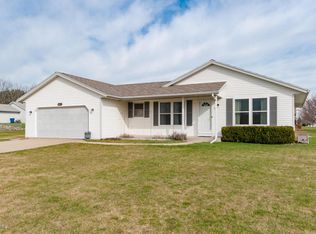 2960 Hickory Nut Ln, Kalamazoo, MI 49004