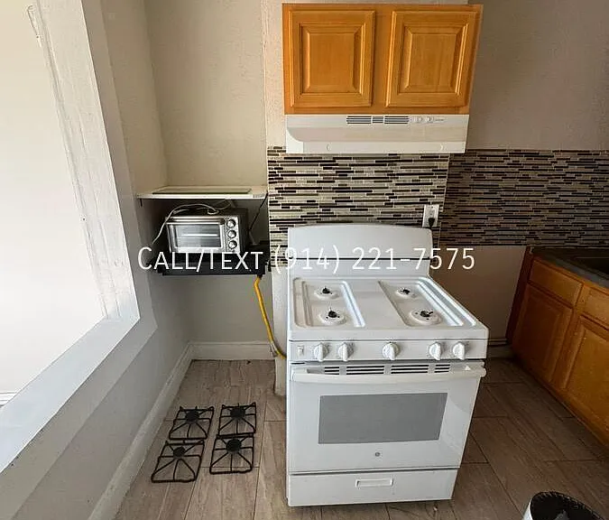 35 Garfield St #2E — Photo 9
