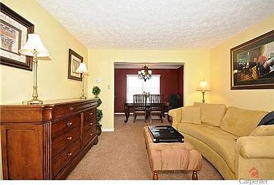 2nd image of 10 Catalina Cir