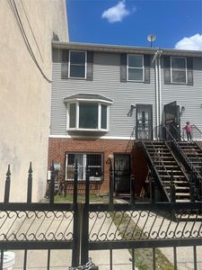 763 E 160th Street, Bronx, NY, 10456