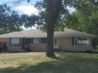 490 S Main St, Roseville, IL 61473