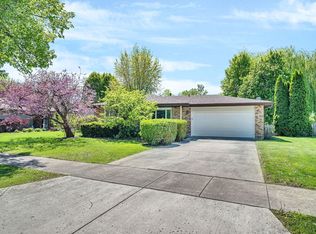 729 Barber Ln, Joliet, IL 60435