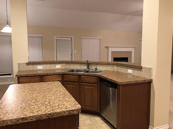 5th image of 5719 Barrington Ct