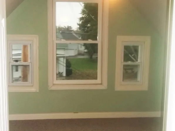 403 S Eastern Ave, Batesville, IN 47006