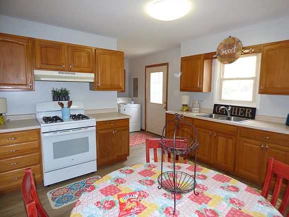 5th image of 25171 W Lincoln Dr