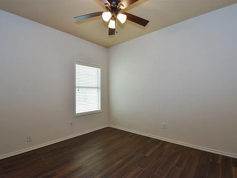 3615 Bridgebluff Ln — Photo 16