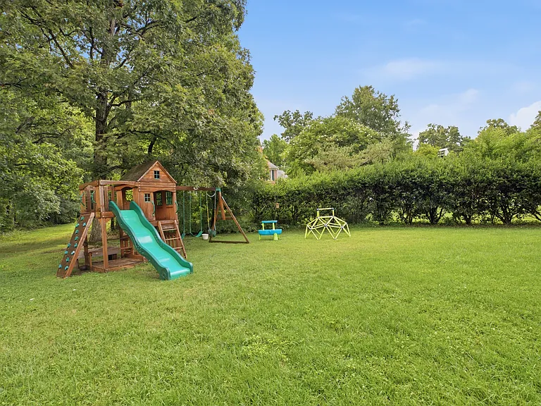 7707 Lake Glen Dr — Photo 49