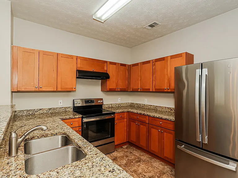 4080 Robin Cir — Photo 9