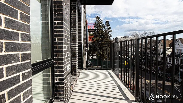 Rented by Nooklyn NYC LLC | media 9