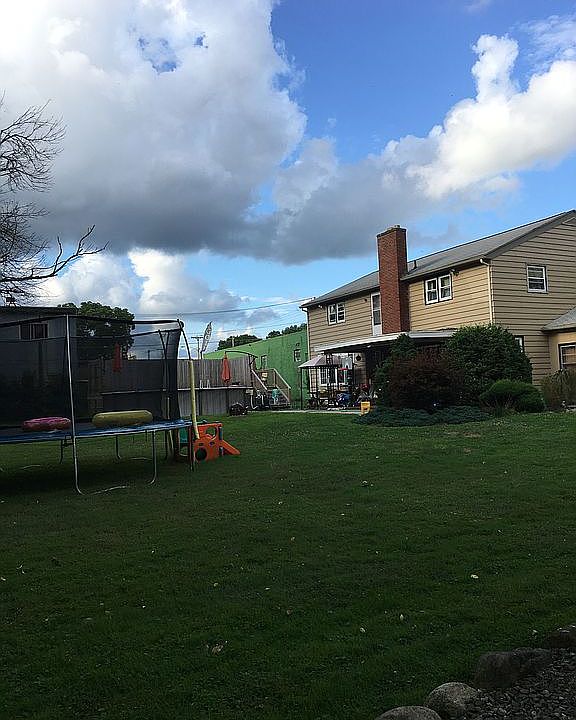 2nd image of 8 Water St