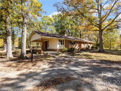 898 Old Limestone Rd E, York, SC, 29745