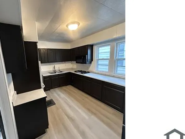 1419 Chestnut St, Rockford, IL 61102