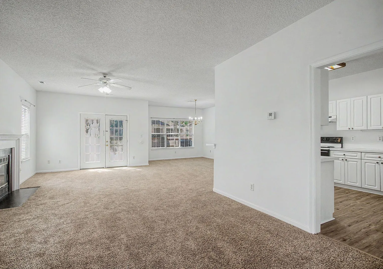 Beautiful Kiln Creek Home with Fresh Updates — Photo 3