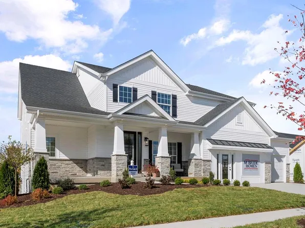 17627 Lisa Ridge Rd, Chesterfield, MO 63005