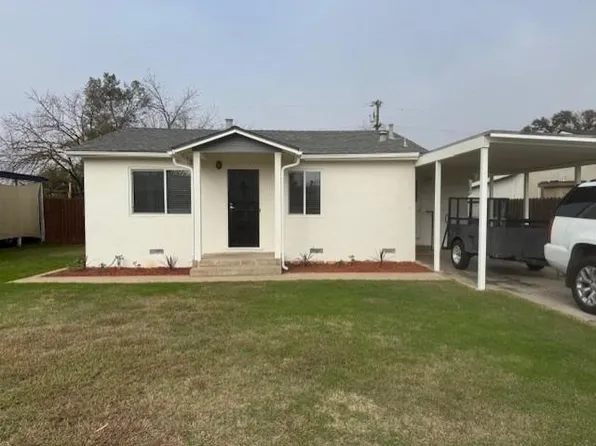 1117 Grant Ave, Madera, CA 93638