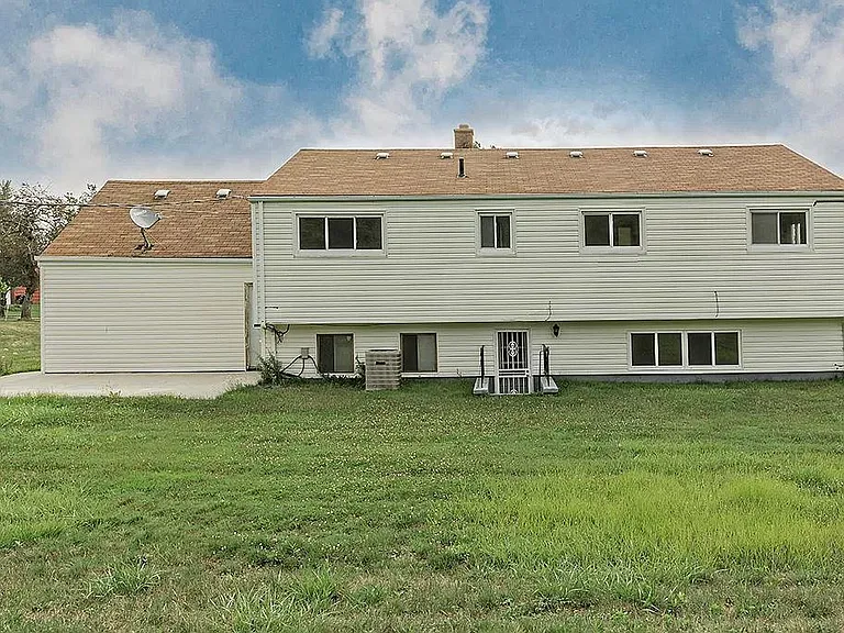 3606 Concord Dr — Photo 22
