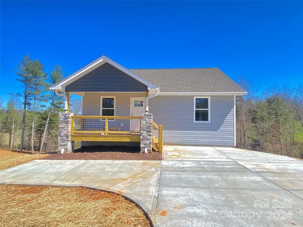 51 Eller Ford Rd, Weaverville, NC 28787