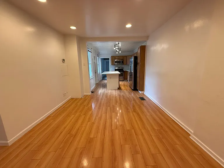 1916 Larkins Way — Photo 6