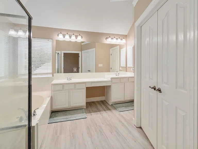2129 Clear Lake Pl — Photo 22