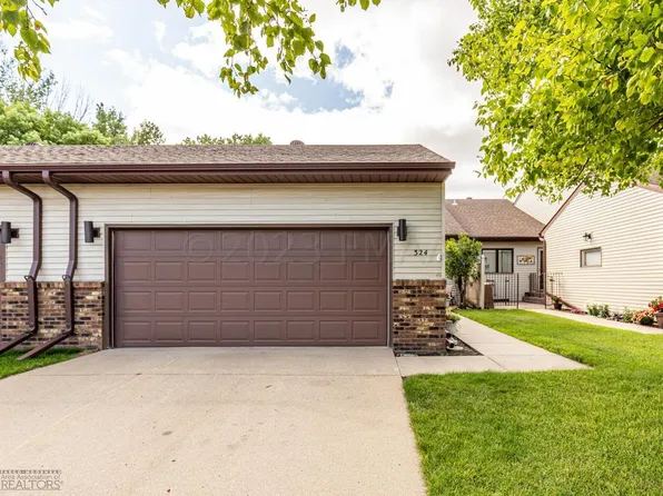 324 Prairiewood Cir S #3, Fargo, ND 58103