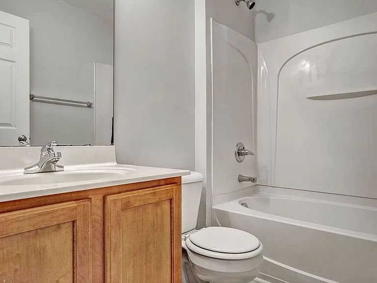 11701 Coppergate Dr #103 — Photo 12