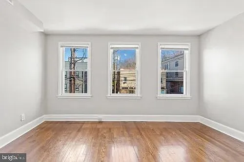 2 bed, 825 sqft, $2,000 — Photo 2